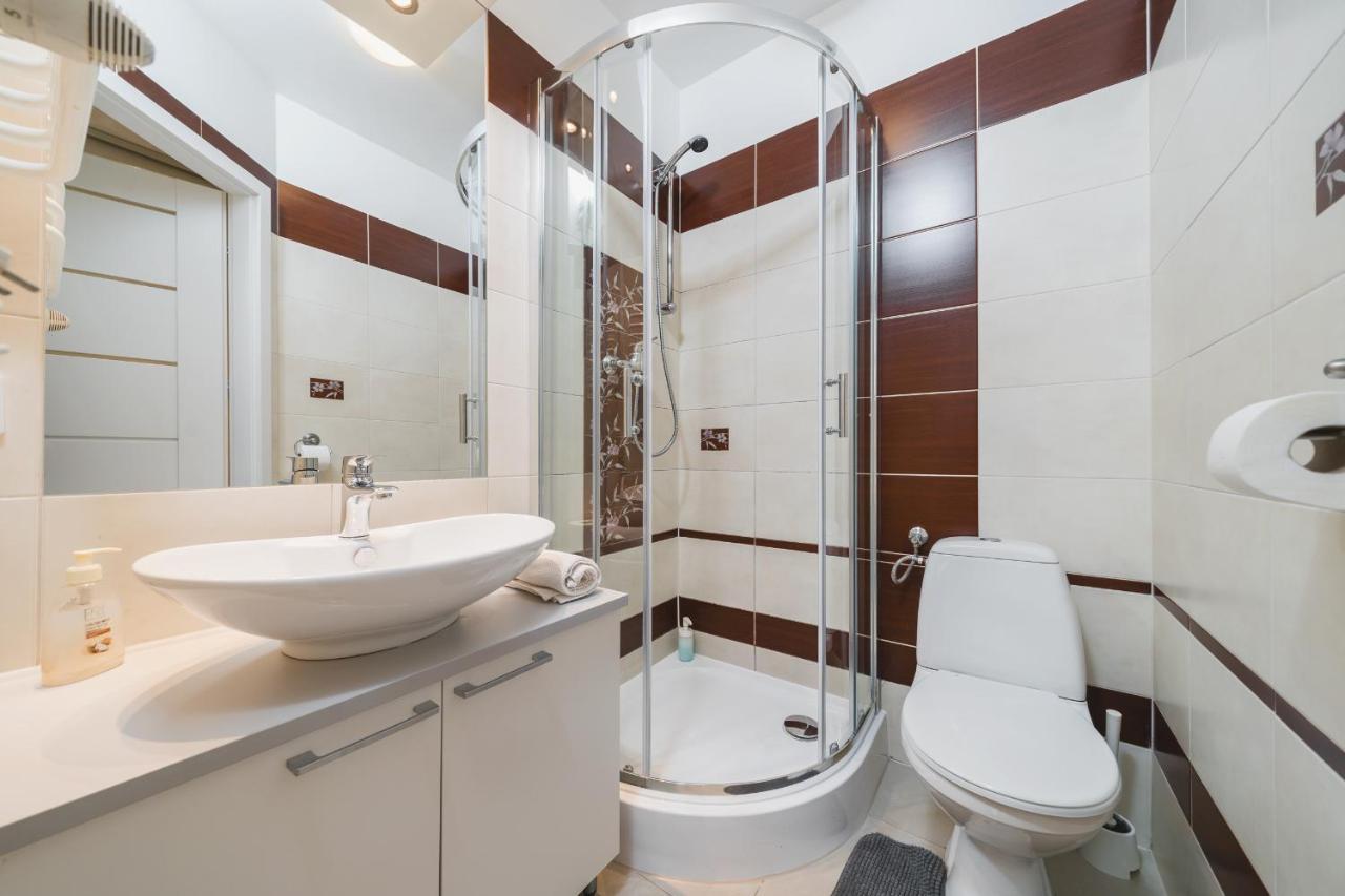 Cracow Old Town Apartments By Homeclick คราคูฟ ภายนอก รูปภาพ